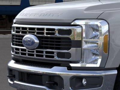 2026 Ford Super Duty F-350® XLT