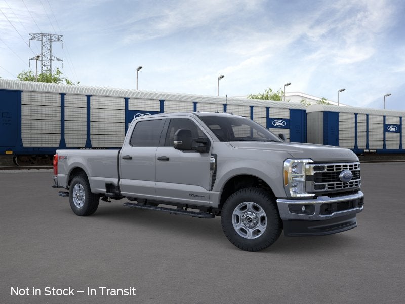 2026 Ford Super Duty F-350® XLT