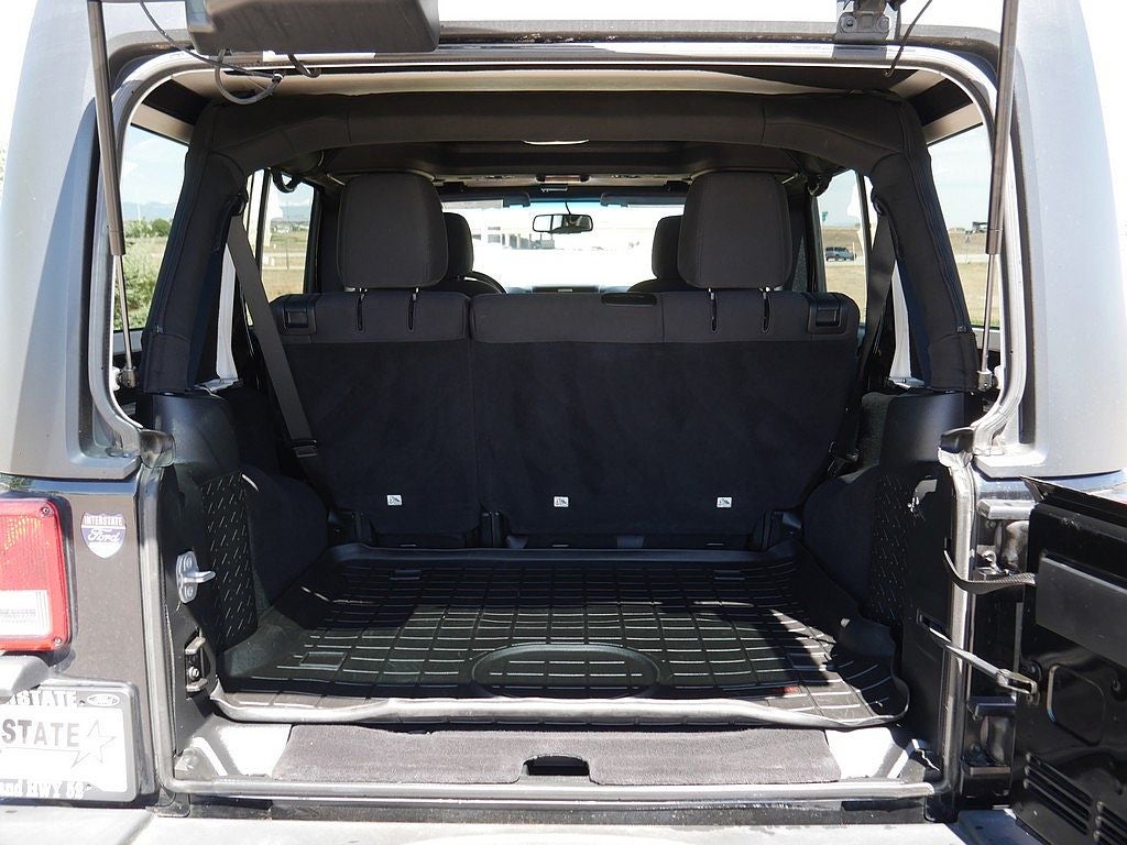 2015 Jeep Wrangler Unlimited Sport