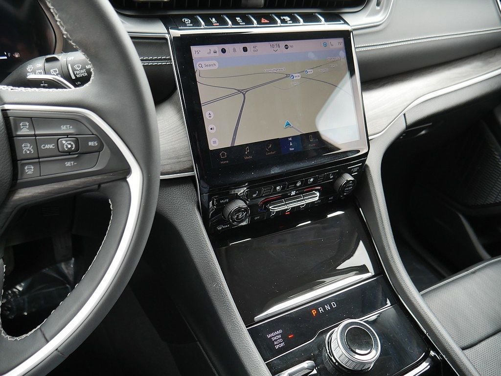 2023 Jeep Grand Cherokee L Limited 4WD