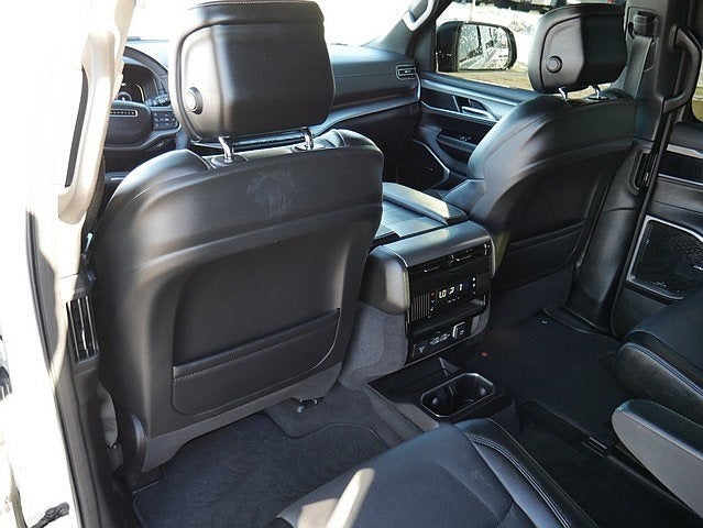 2024 Jeep Wagoneer Series II CARBIDE AWD