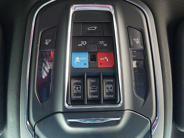 2024 Jeep Wagoneer Series II CARBIDE AWD