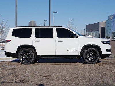 2024 Jeep Wagoneer Series II CARBIDE AWD