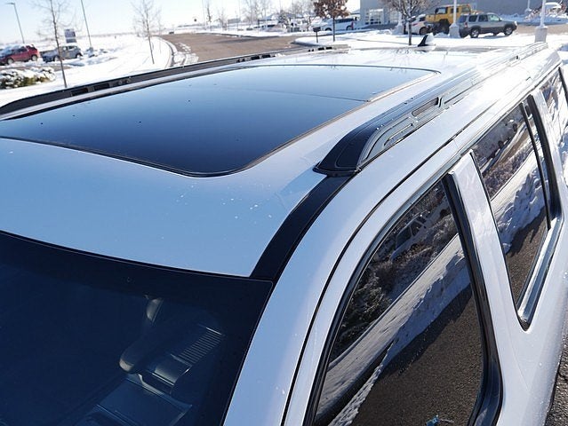 2024 Jeep Wagoneer Series II CARBIDE AWD