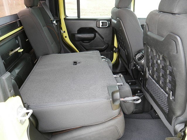 2023 Jeep Gladiator Mojave 6 SP MANUAL