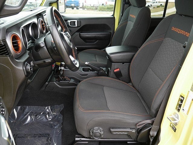 2023 Jeep Gladiator Mojave 6 SP MANUAL