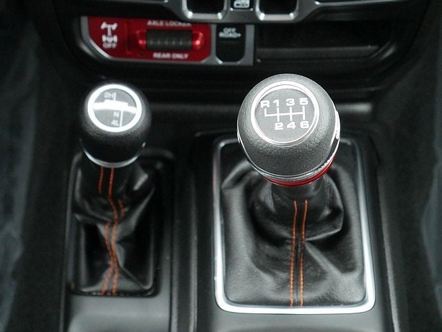 2023 Jeep Gladiator Mojave 6 SP MANUAL