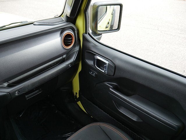 2023 Jeep Gladiator Mojave 6 SP MANUAL