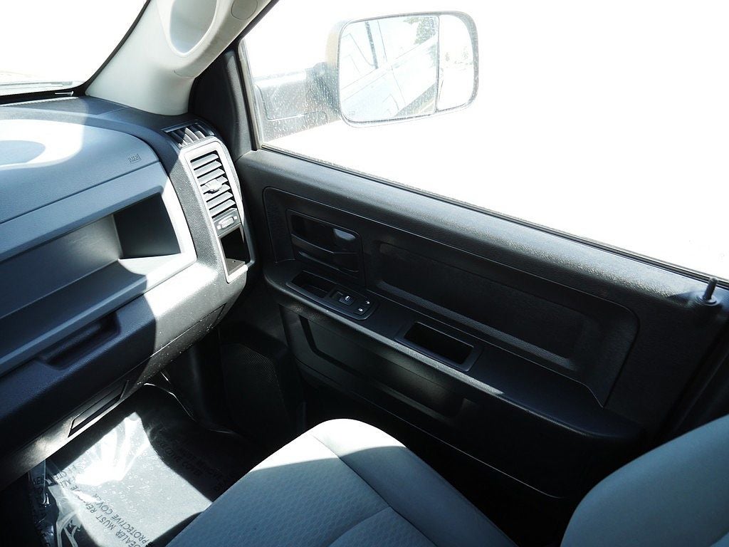 2013 RAM 1500 Tradesman CREW 5.7