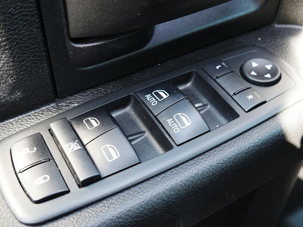 2013 RAM 1500 Tradesman CREW 5.7