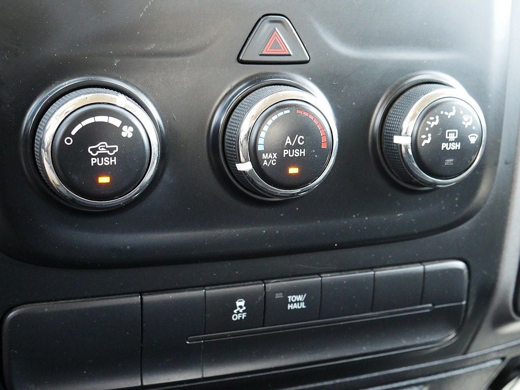 2013 RAM 1500 Tradesman CREW 5.7