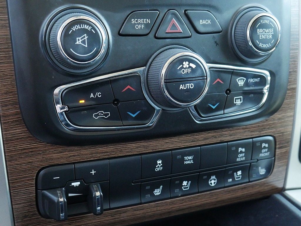 2016 RAM 1500 Laramie CREW 5.7