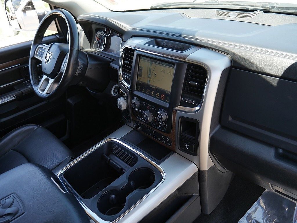 2016 RAM 1500 Laramie CREW 5.7