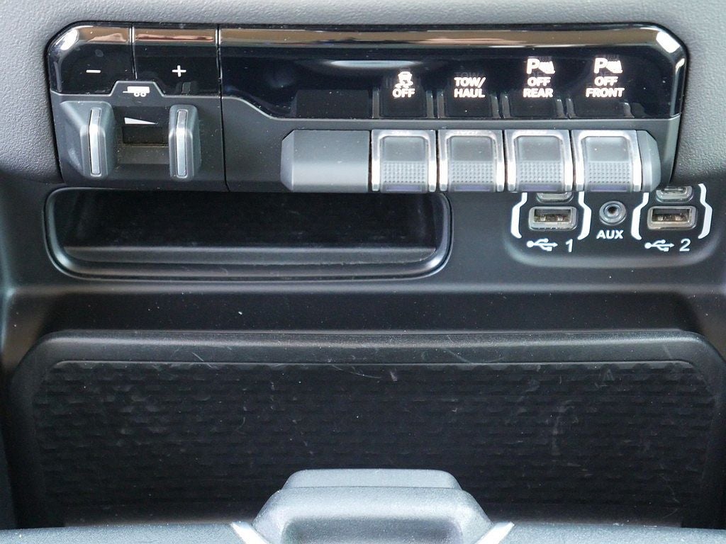 2020 RAM 1500 BIG HORN QUAD CAB 5.7