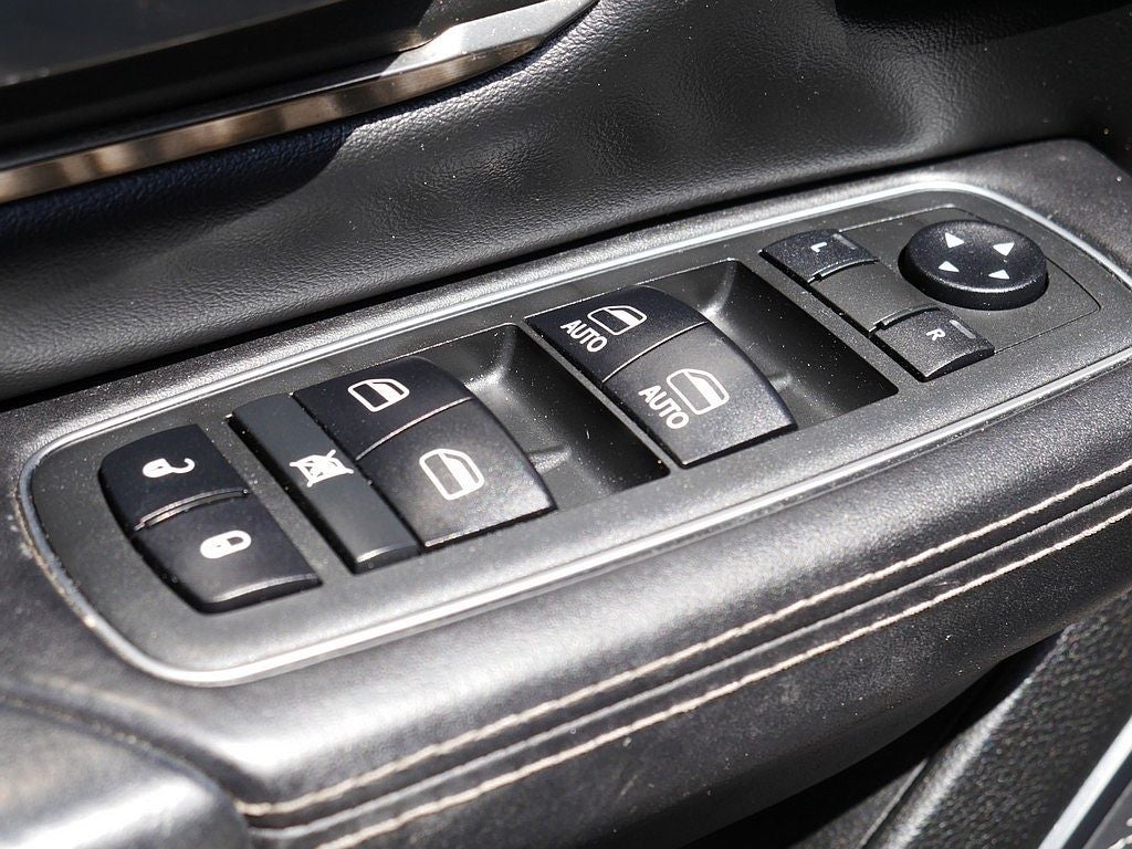 2019 RAM 1500 Limited CREW HEMI