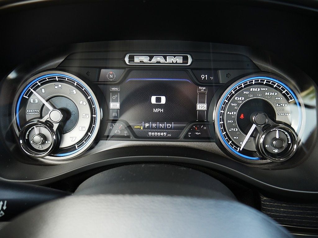 2019 RAM 1500 Limited CREW HEMI