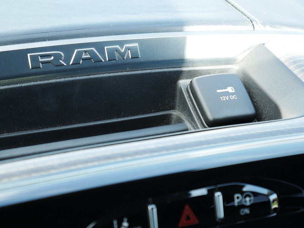 2019 RAM 1500 Limited CREW HEMI