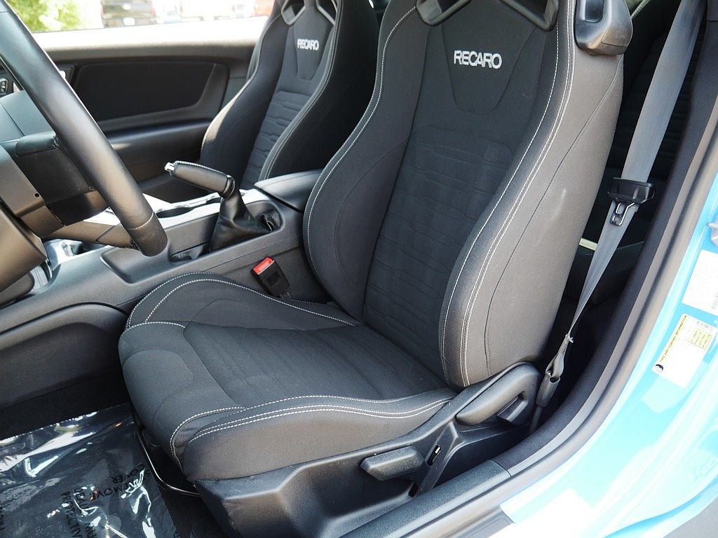 2022 Ford Mustang Mach 1