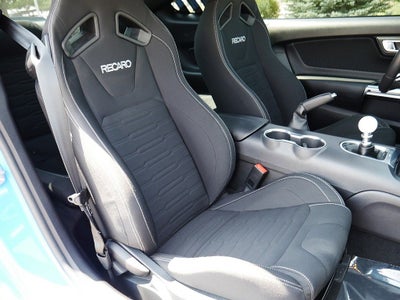 2022 Ford Mustang Mach 1