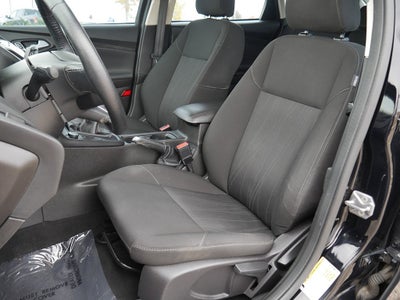 2016 Ford Focus SE Manual trans