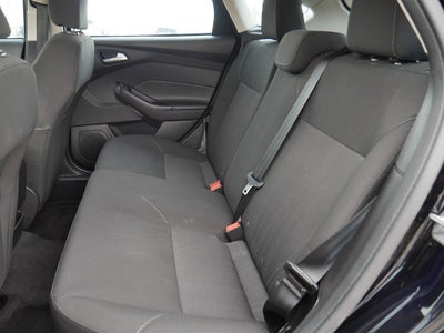 2016 Ford Focus SE Manual trans
