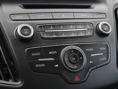 2016 Ford Focus SE Manual trans
