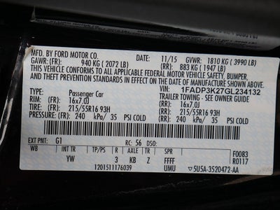 2016 Ford Focus SE Manual trans