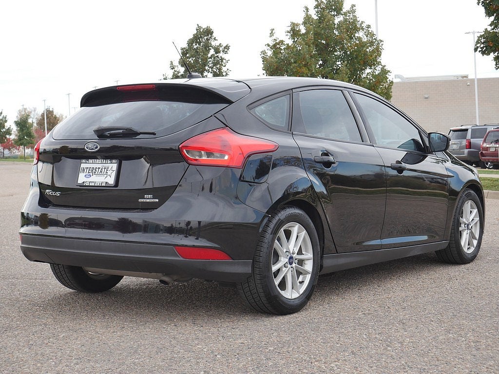2016 Ford Focus SE Manual trans