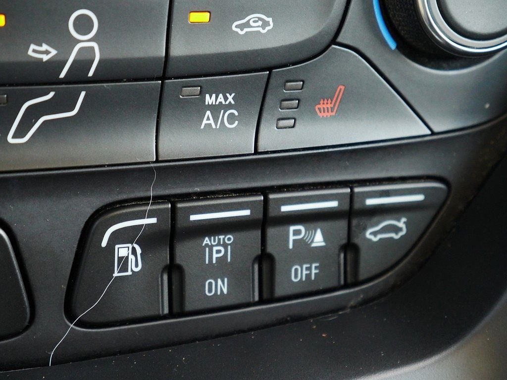 2017 Ford C-Max Energi Titanium