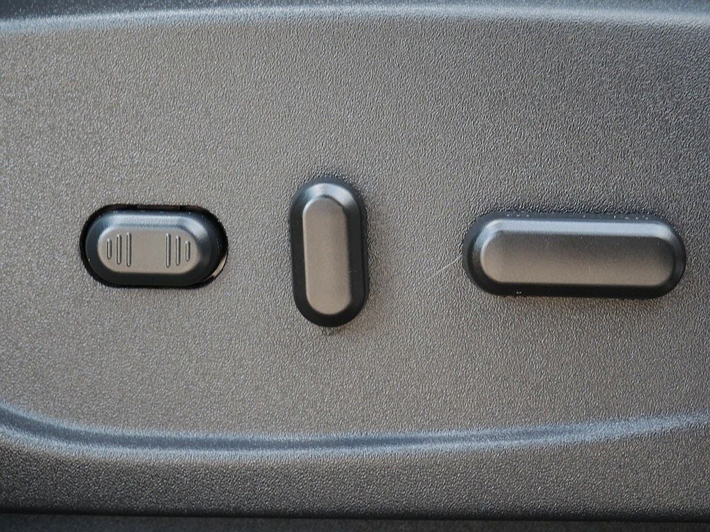 2017 Ford C-Max Energi Titanium