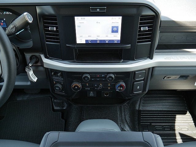 2025 Ford F-350SD XL CAB 4WD