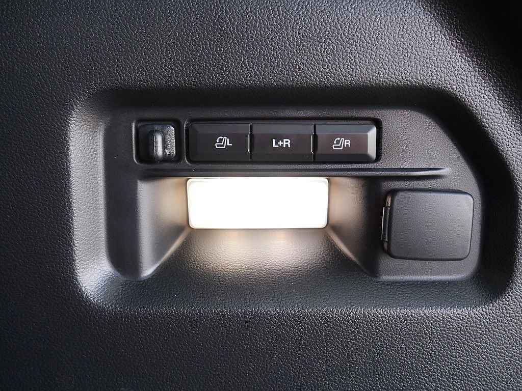 2023 Ford Explorer ST AWD