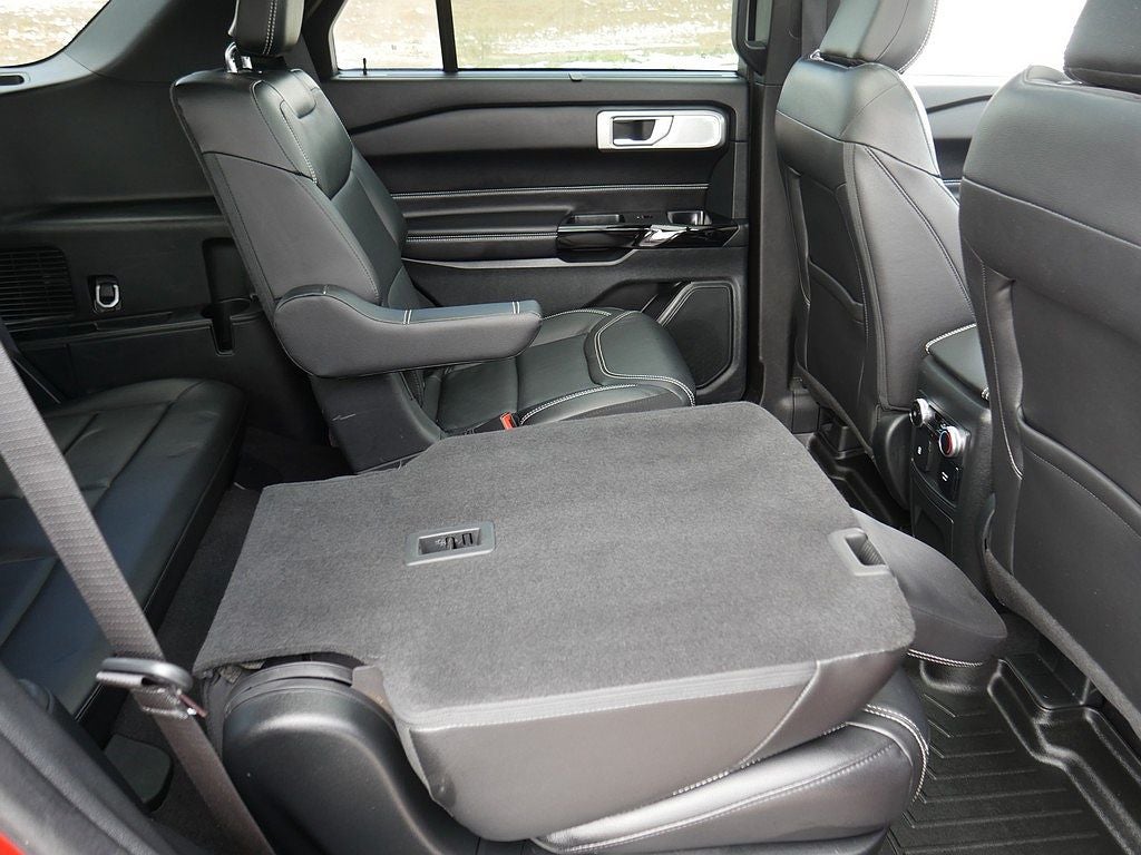2023 Ford Explorer ST AWD