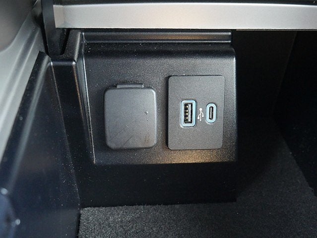 2021 Ford Explorer Platinum AWD