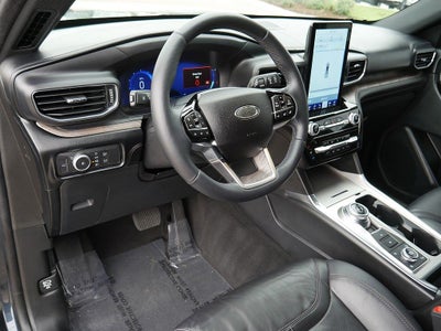 2022 Ford Explorer Platinum AWD