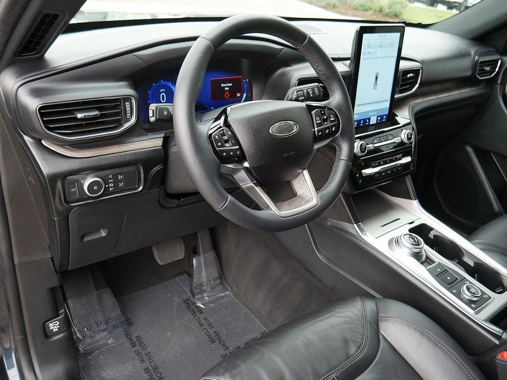 2022 Ford Explorer Platinum AWD
