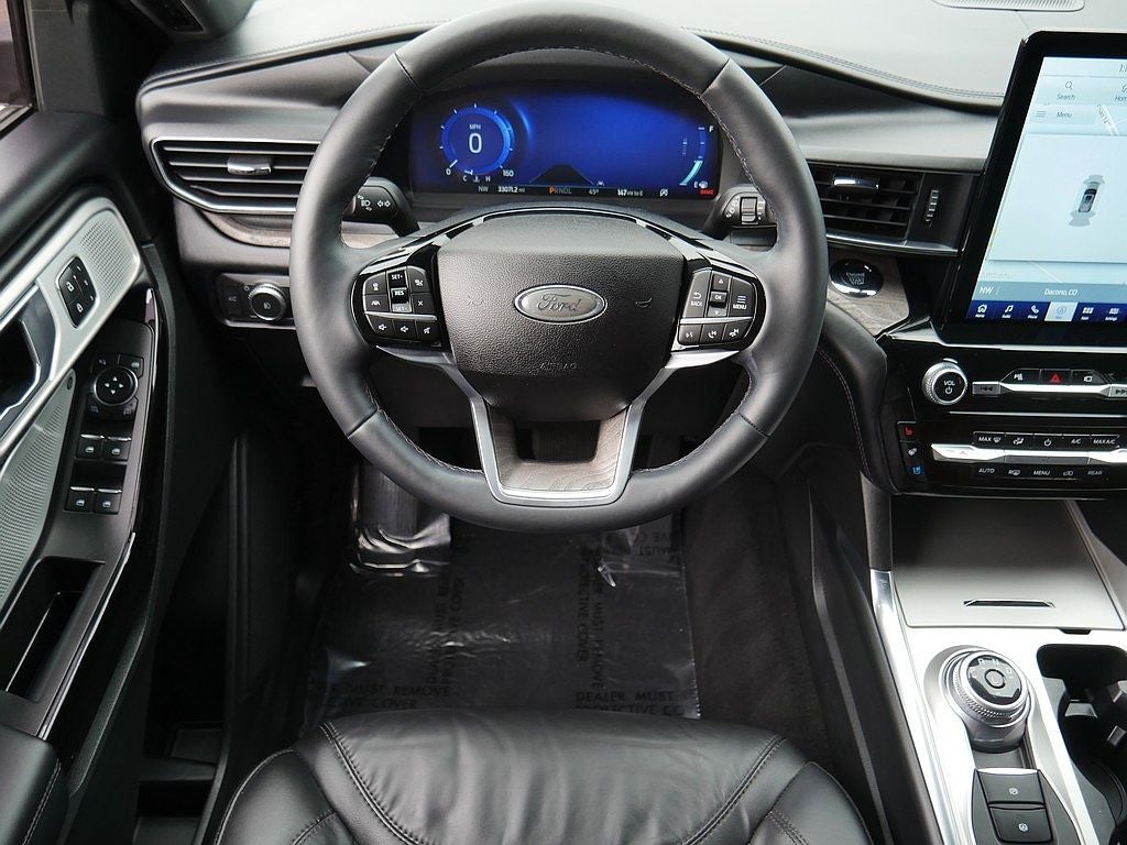 2022 Ford Explorer Platinum AWD