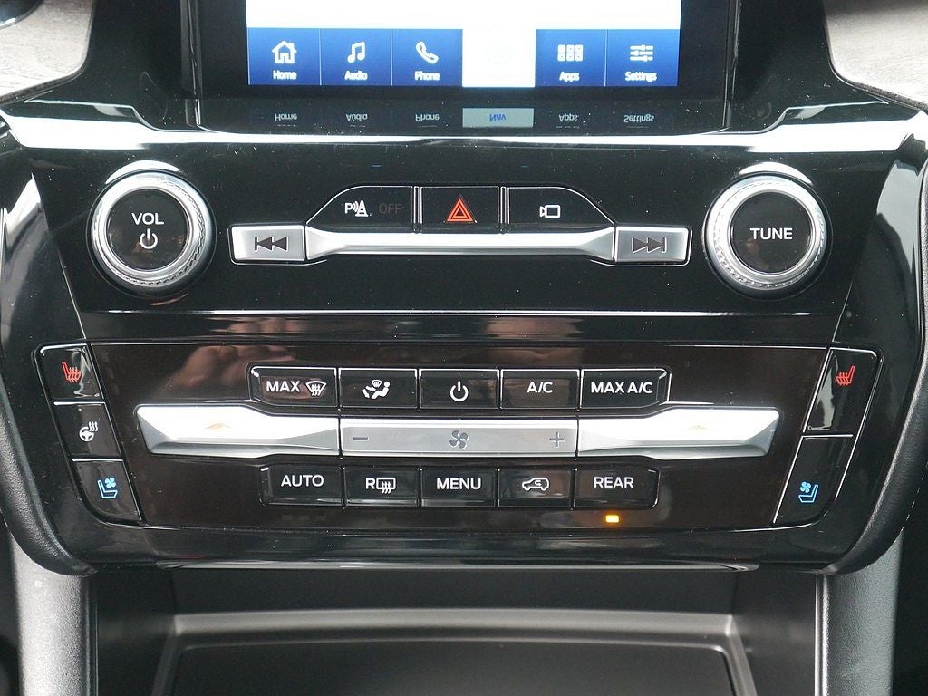 2022 Ford Explorer Platinum AWD