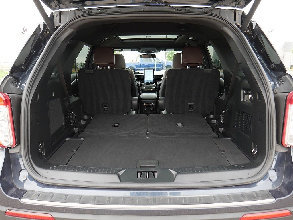 2022 Ford Explorer Platinum AWD
