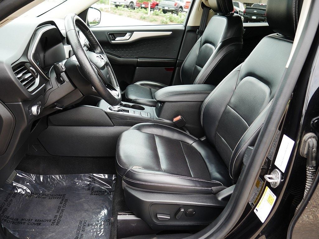 2020 Ford Escape SEL FWD
