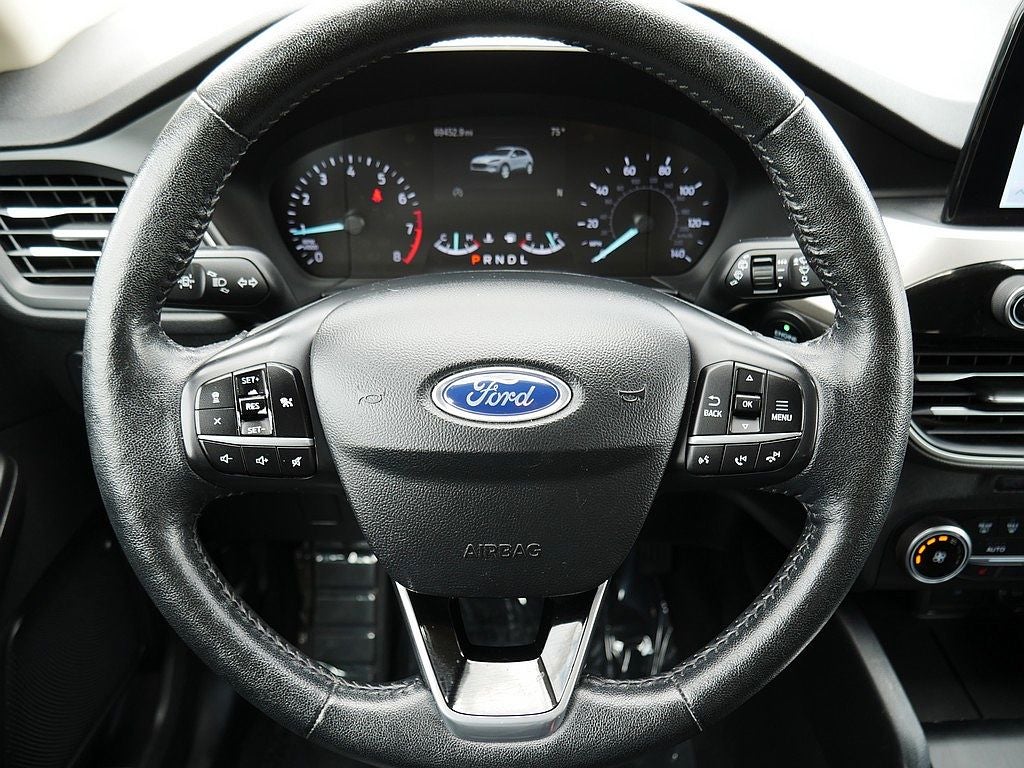 2020 Ford Escape SEL FWD