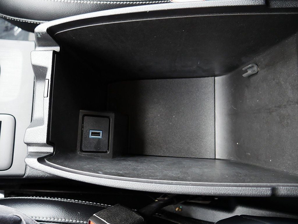 2020 Ford Escape SEL FWD