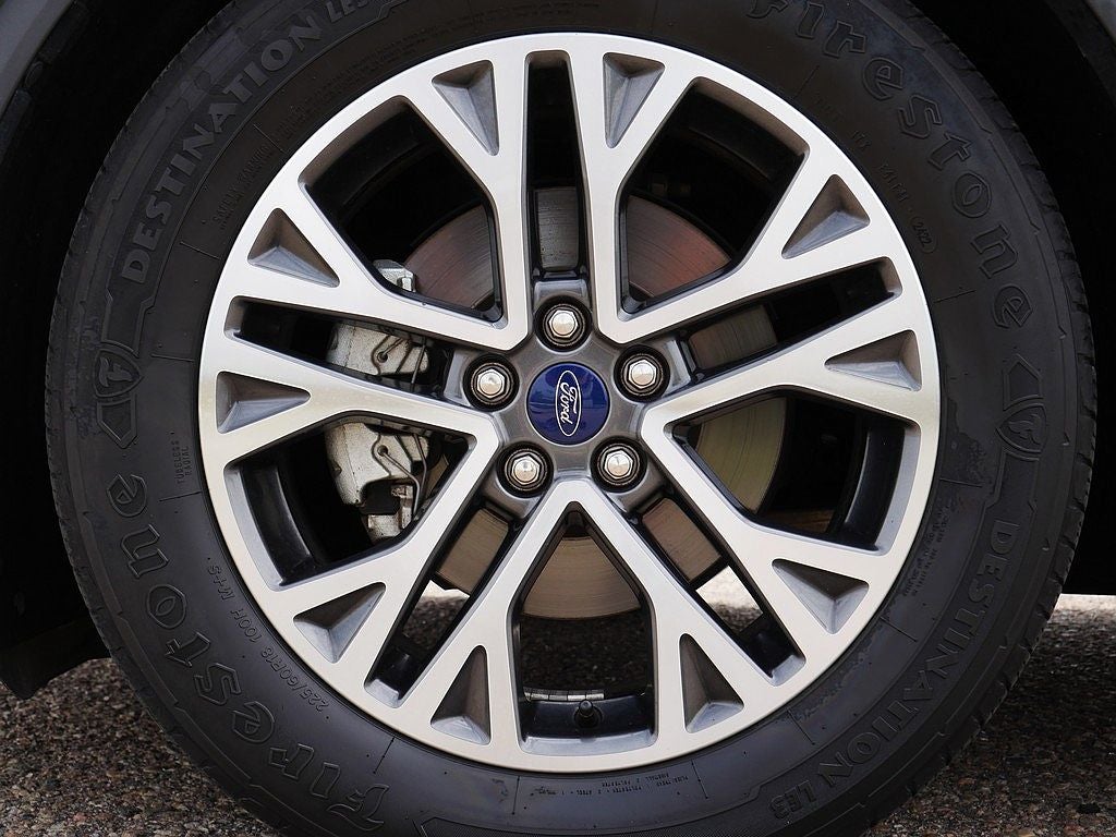2020 Ford Escape SEL FWD