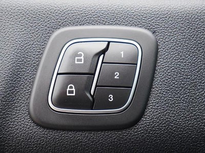 2020 Ford Escape SEL FWD