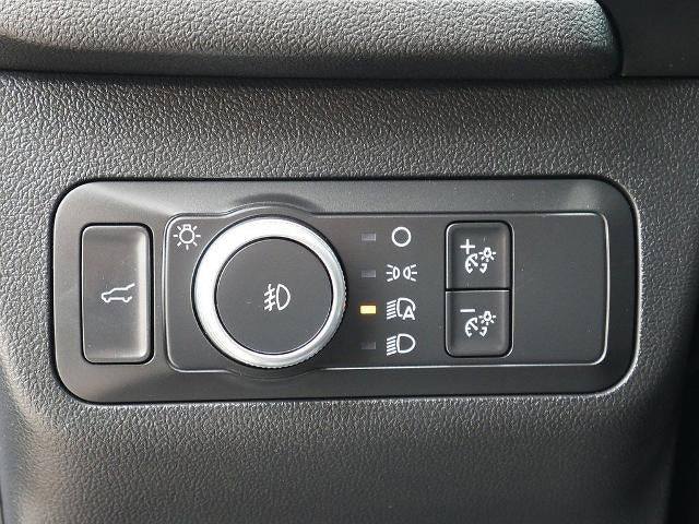 2020 Ford Escape SEL FWD