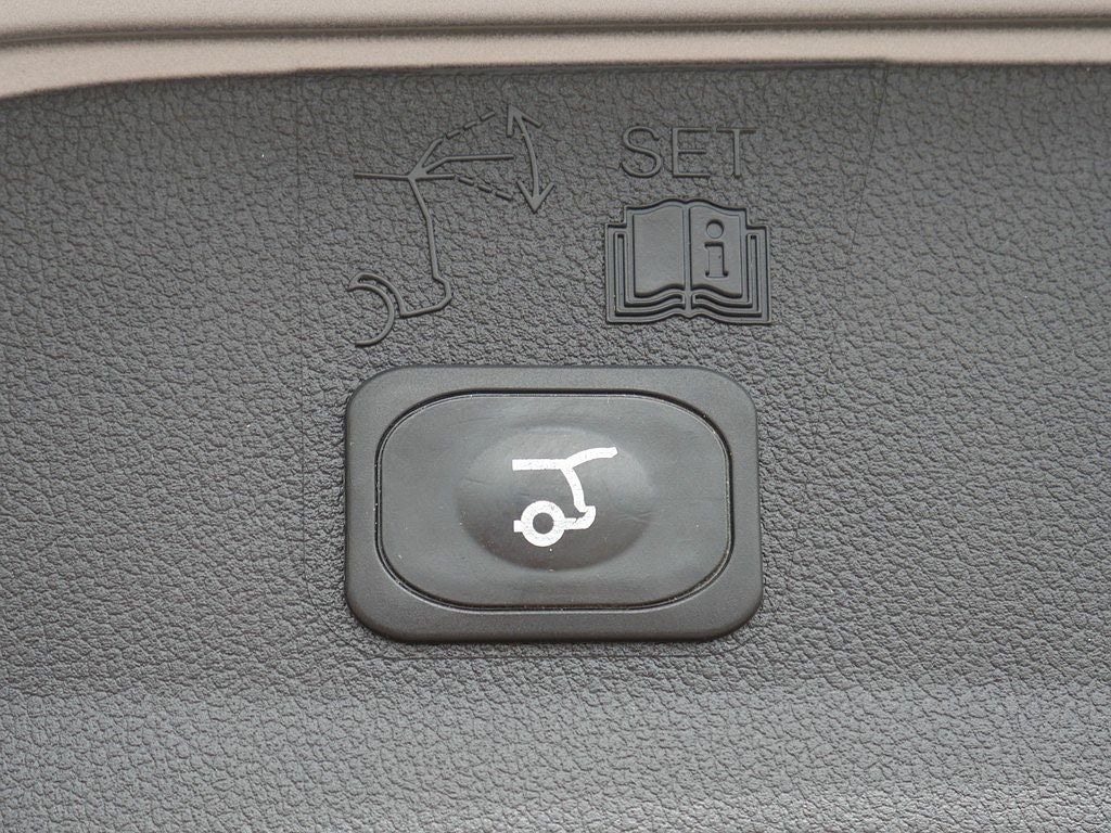 2014 Ford Escape Titanium FWD 2.0