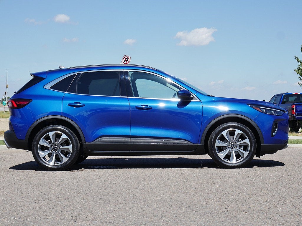 2023 Ford Escape Platinum AWD