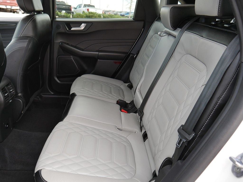 2023 Ford Escape Platinum AWD 2.0