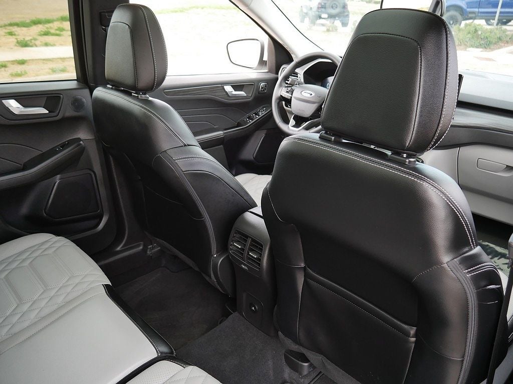 2023 Ford Escape Platinum AWD 2.0