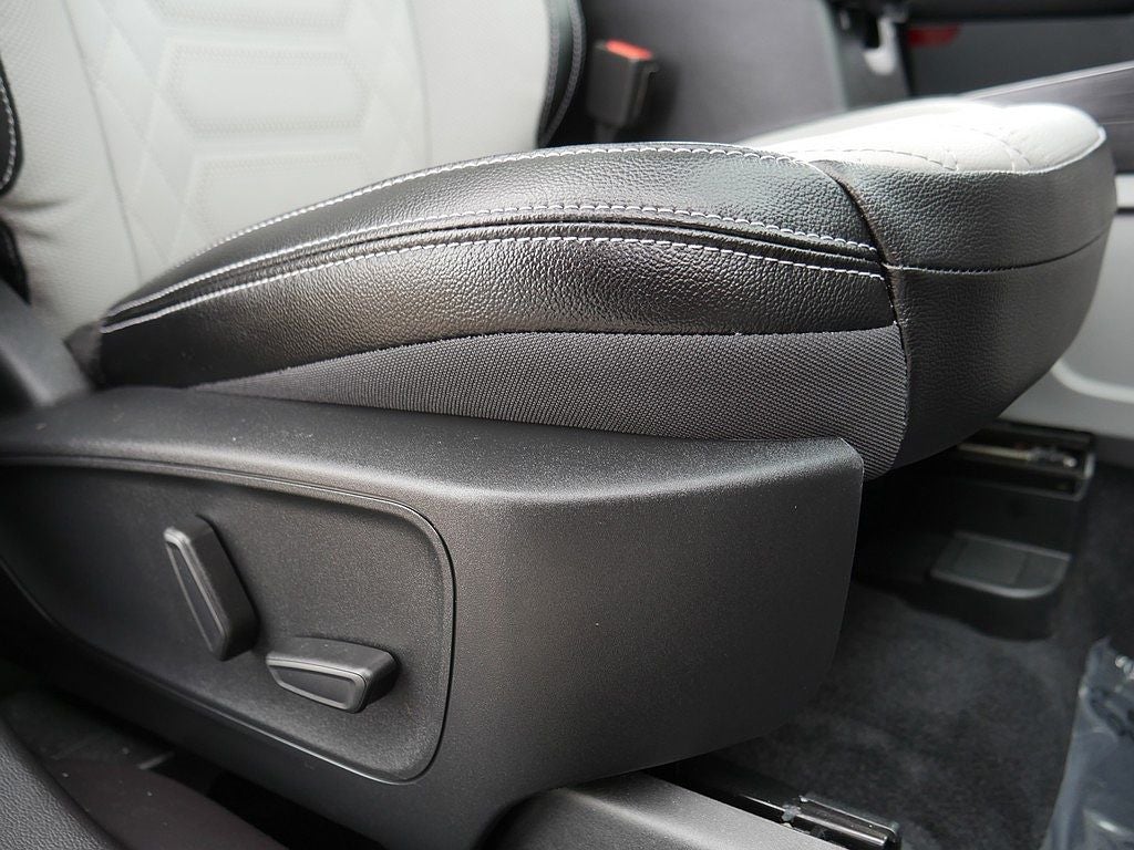 2023 Ford Escape Platinum AWD 2.0